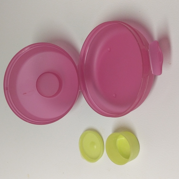 Tupperware Containers - Picture 4 of 4